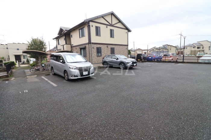 24/26 駐車場