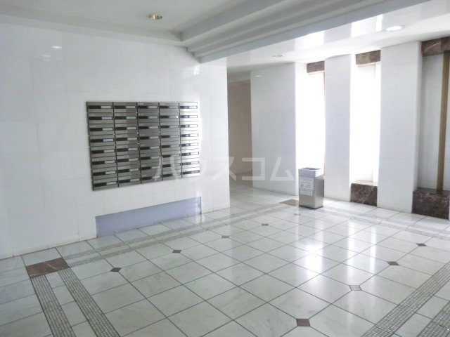 15/24 エントランス