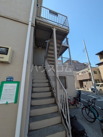 16/18 エントランス