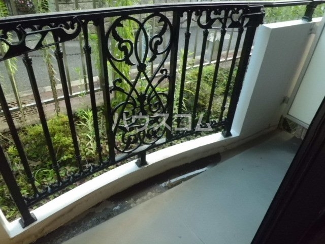 16/28 バルコニー