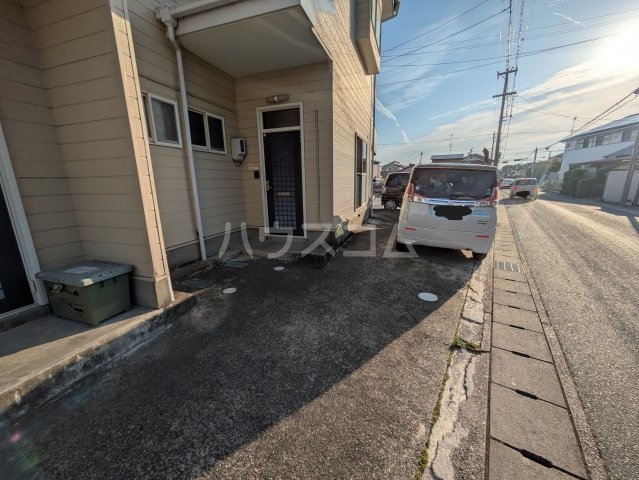 16/19 駐車場