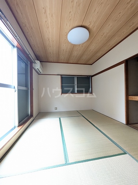 14/30 室内