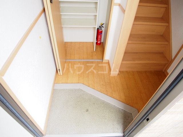 13/30 玄関