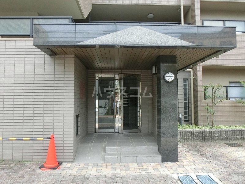 17/24 エントランス