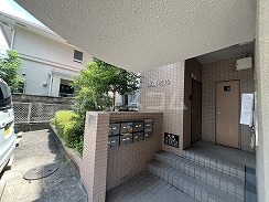 2/11 エントランス