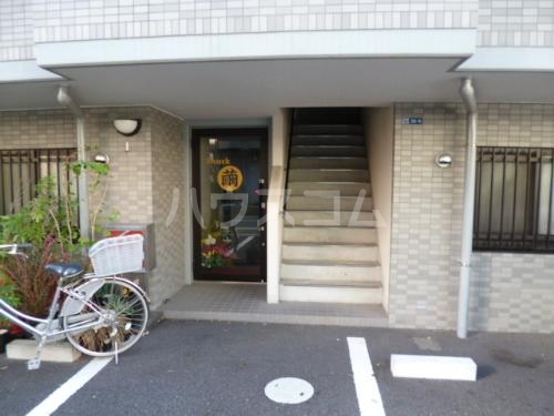 17/25 エントランス