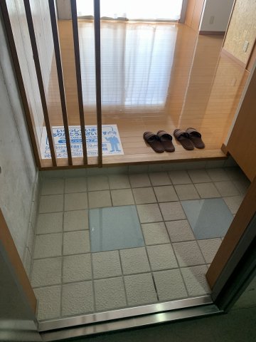 8/18 玄関