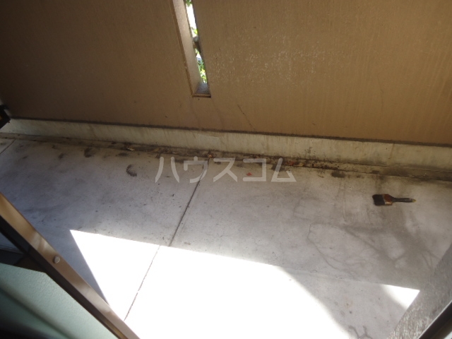 23/30 エントランス