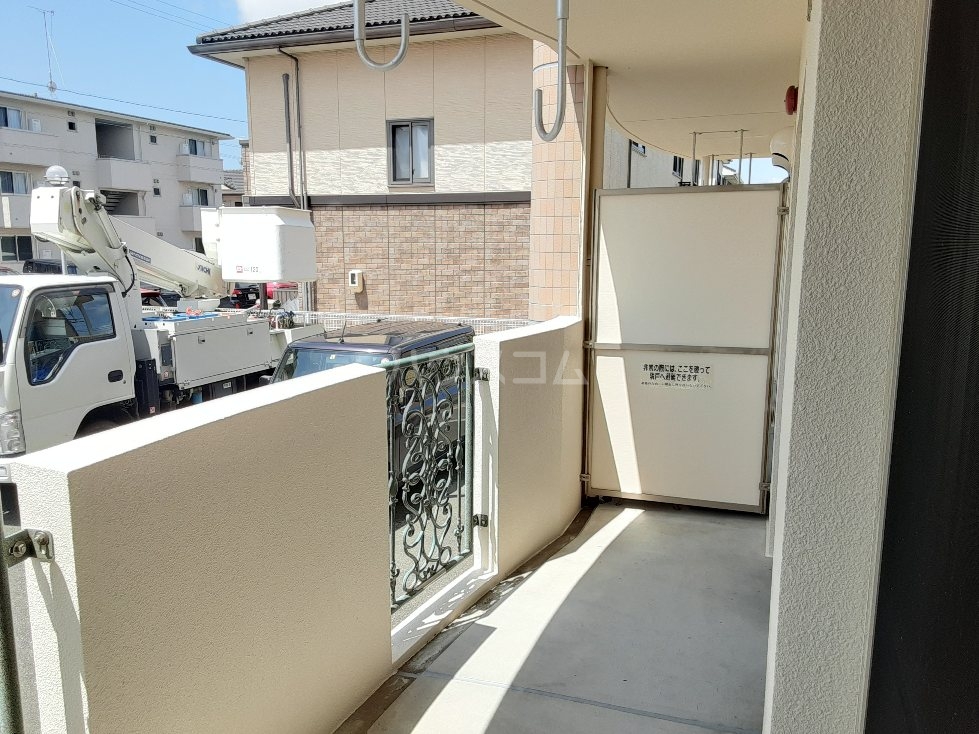 21/30 バルコニー