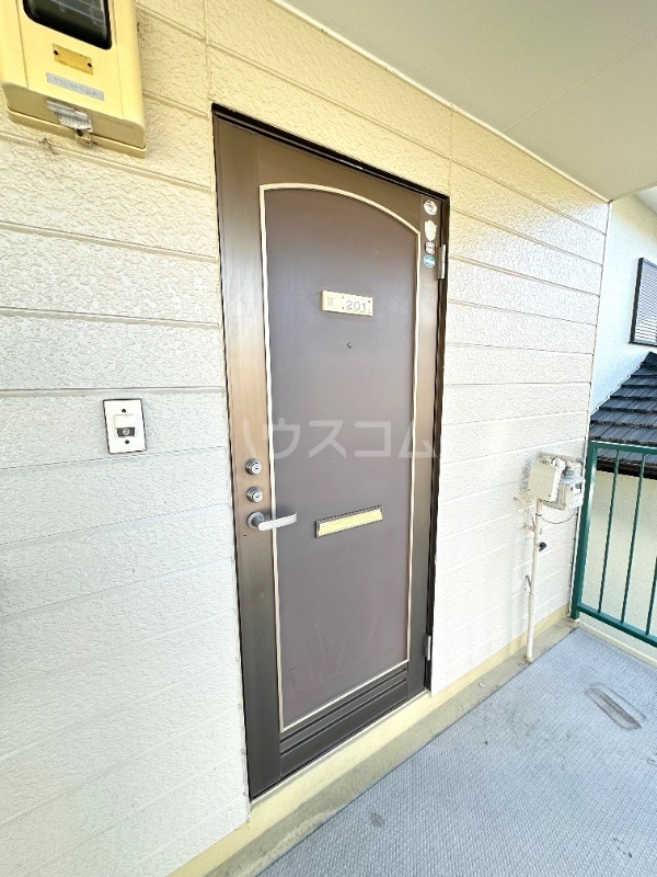 14/21 エントランス