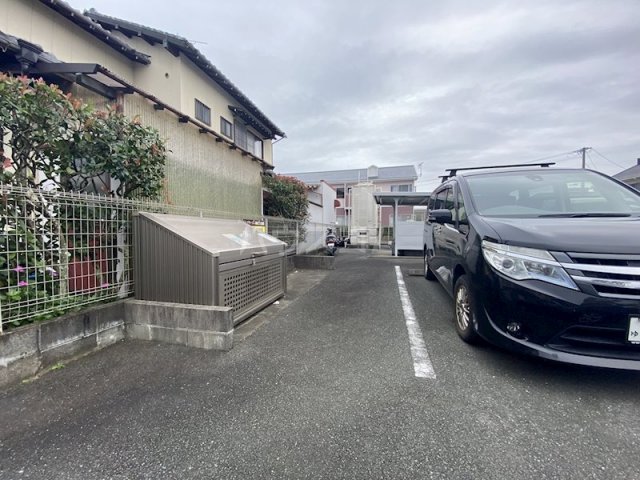 15/26 駐車場