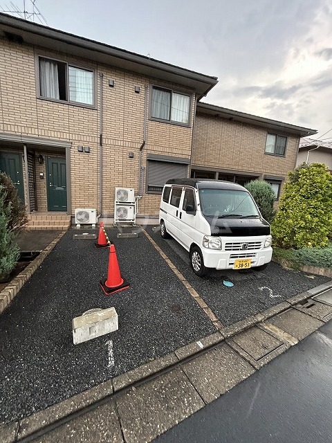 18/20 駐車場