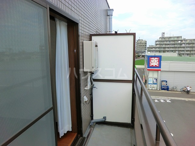 19/30 バルコニー