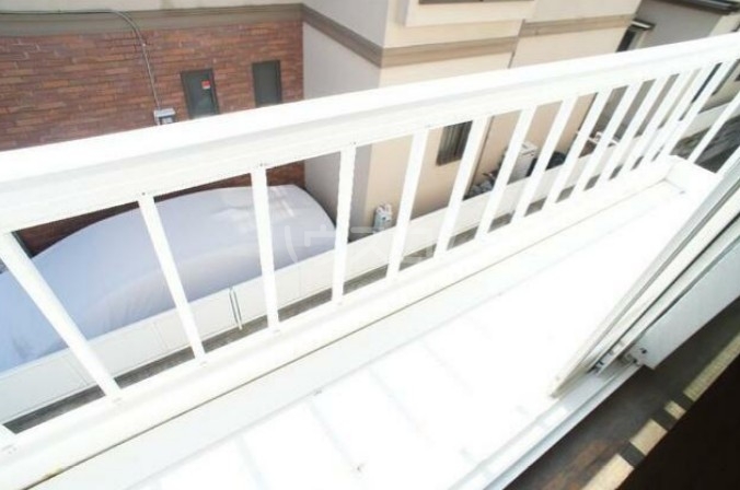 13/22 バルコニー