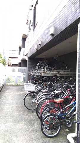 4/8 駐車場