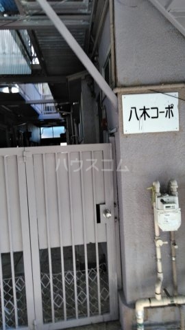 13/22 エントランス