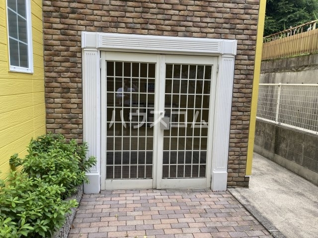 15/24 エントランス