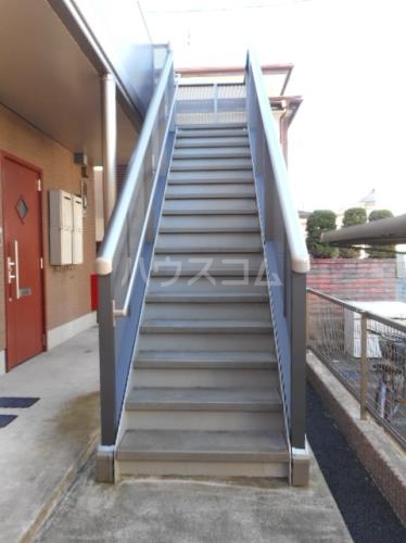 20/26 エントランス