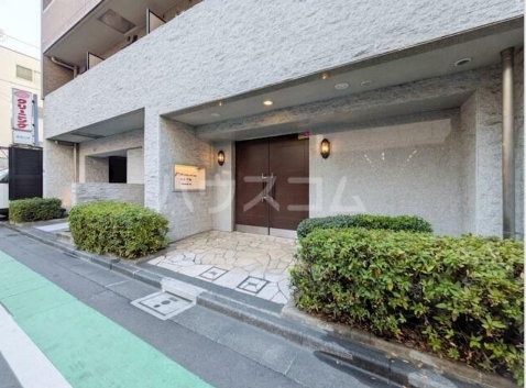 19/22 エントランス