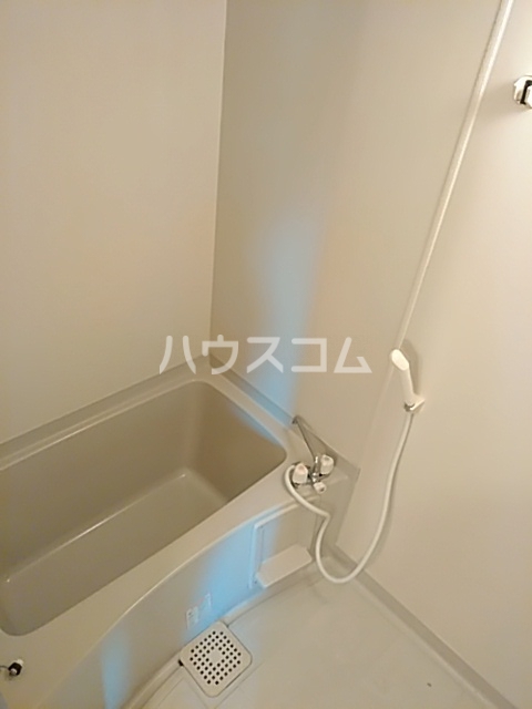 16/30 浴室