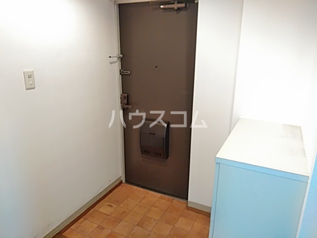 13/30 玄関