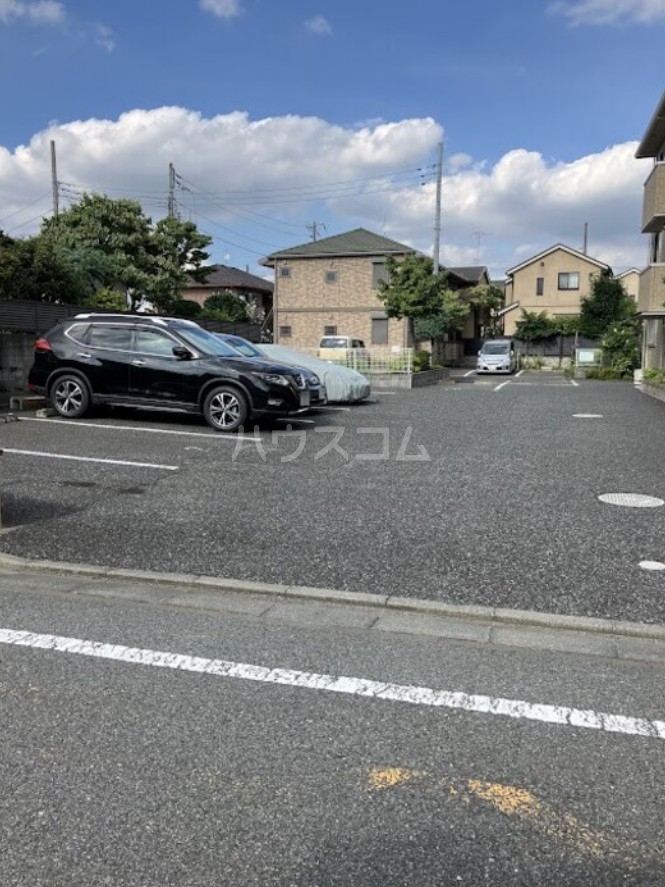 3/7 駐車場