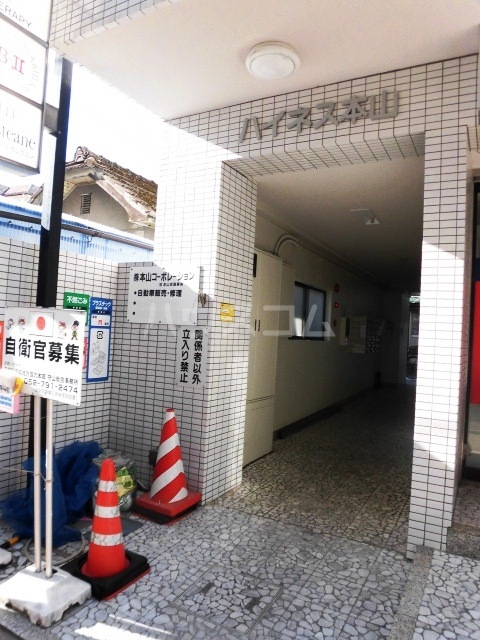 20/28 エントランス