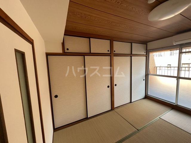 寝室
