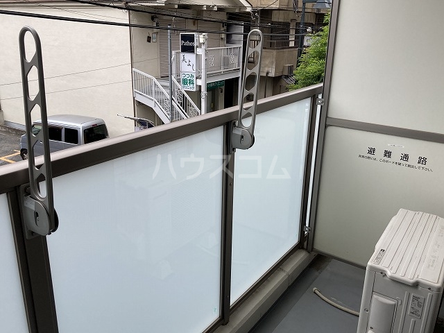 16/27 バルコニー