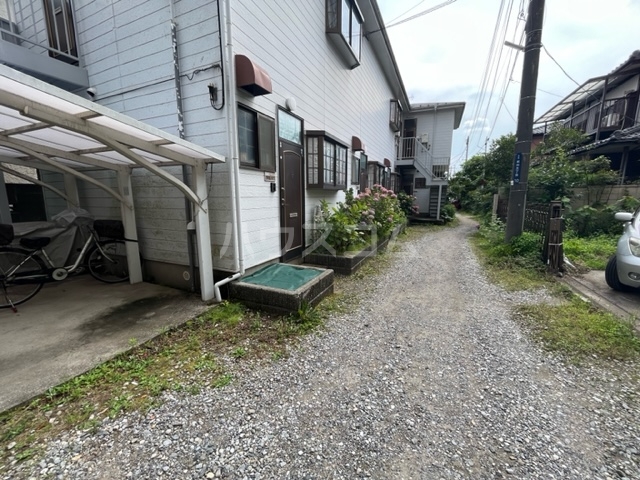 16/25 エントランス