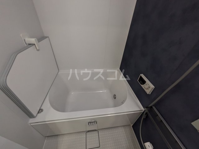 21/30 浴室