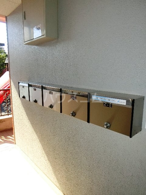 18/24 エントランス