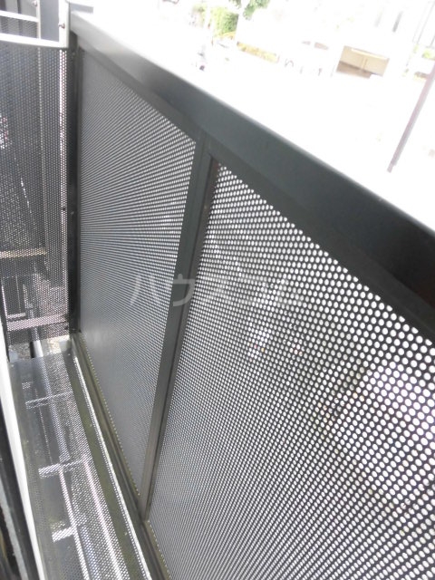 13/18 バルコニー