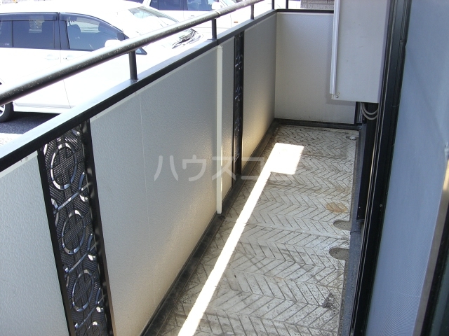 17/28 バルコニー