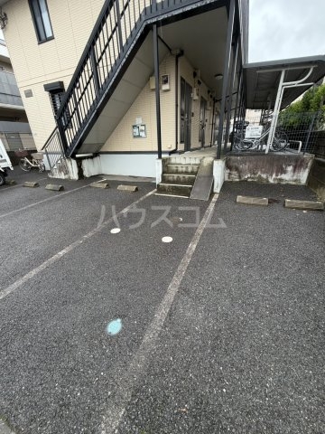 20/30 駐車場