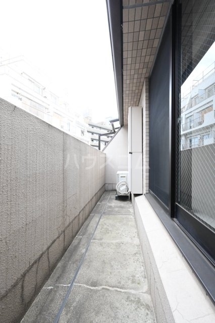 21/29 バルコニー