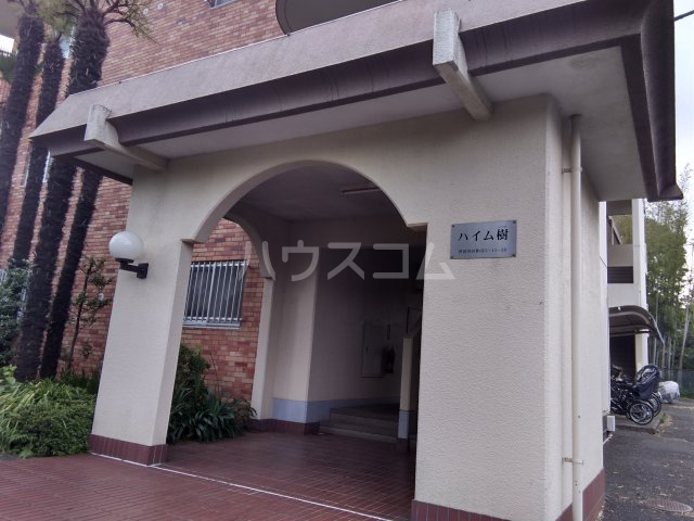 17/26 エントランス