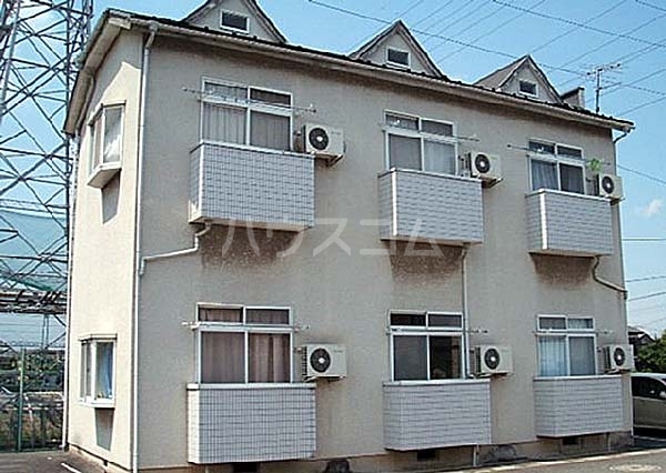パシフィック東間８の外観