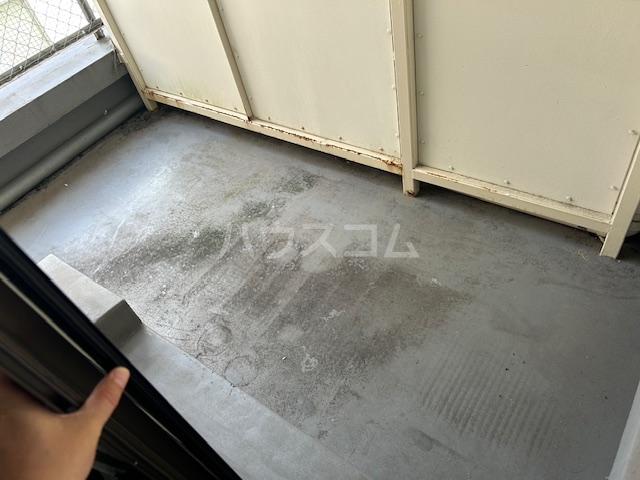 13/21 バルコニー