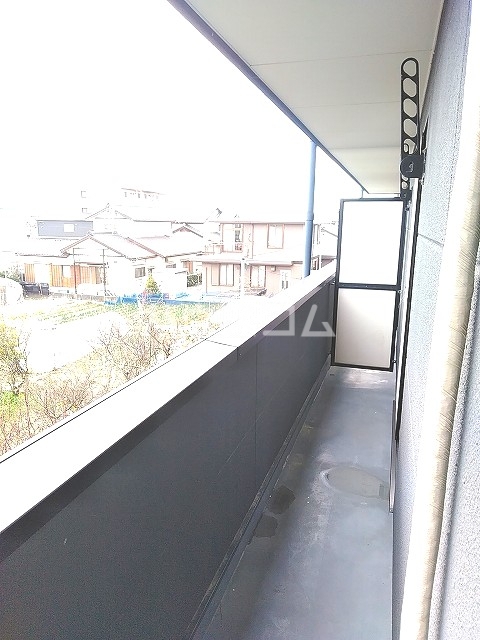 23/30 バルコニー