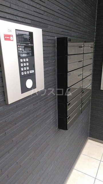 13/20 エントランス