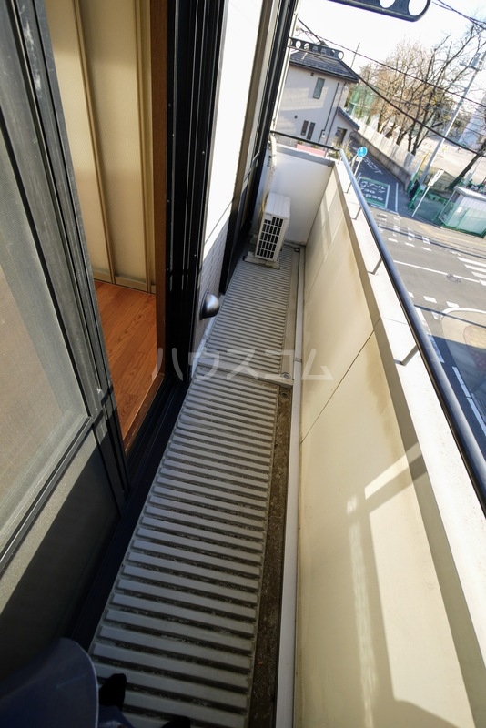 23/30 バルコニー