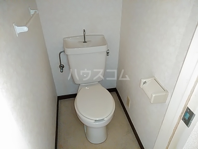 13/30 トイレ