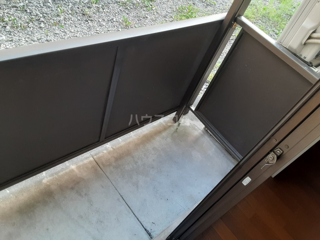 21/30 バルコニー