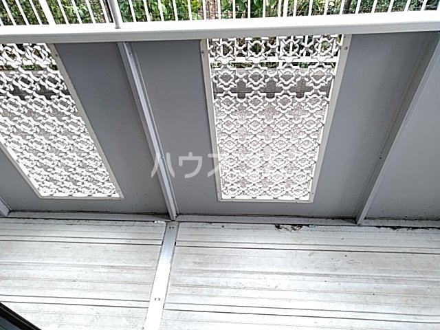 20/30 バルコニー