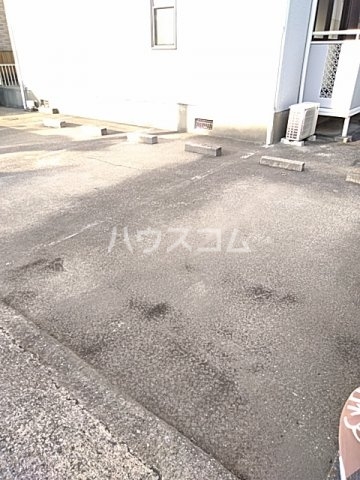 19/25 駐車場