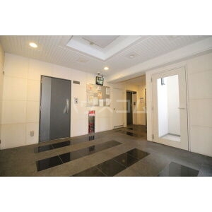 15/24 エントランス