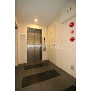 16/24 エントランス