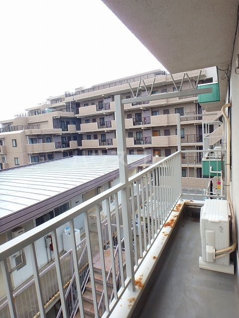 19/28 バルコニー
