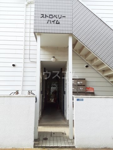 2/5 エントランス